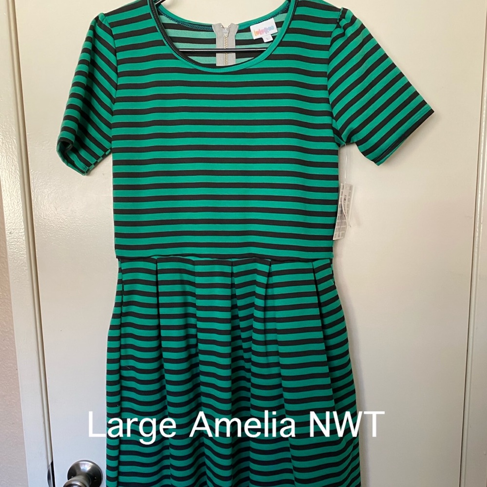 LulaRoe Amelia